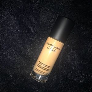 Bare minerals foundation